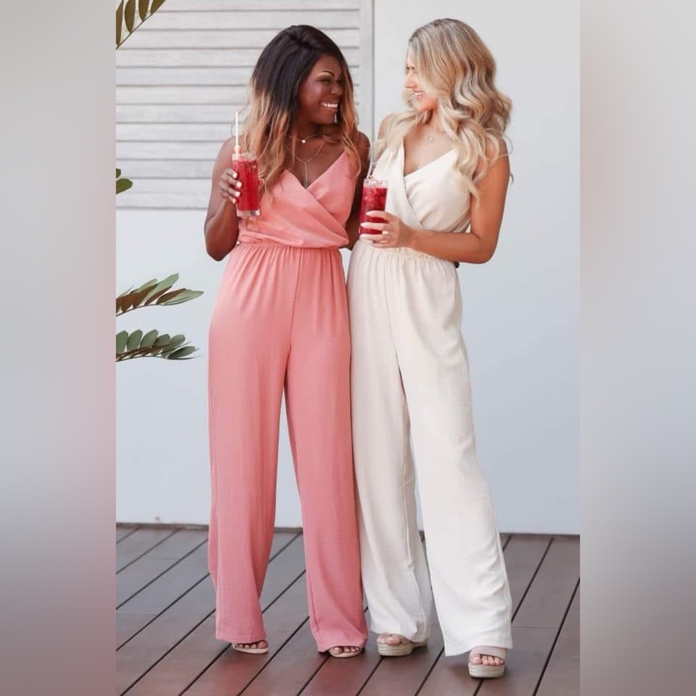 Elegant Cream Sleeveless jumpsuit